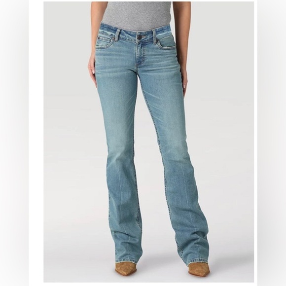 WRANGLER RETRO MAE mid-rise BOOTCUT MADELYN JEANS style 112328368 size 25x36 new - Picture 1 of 5